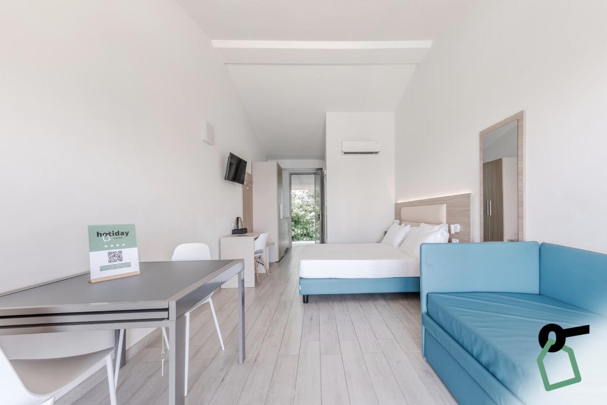 Hotiday Apartment Collection - Desenzano เดเซนซาโนเดลการ์ดา ภายนอก รูปภาพ