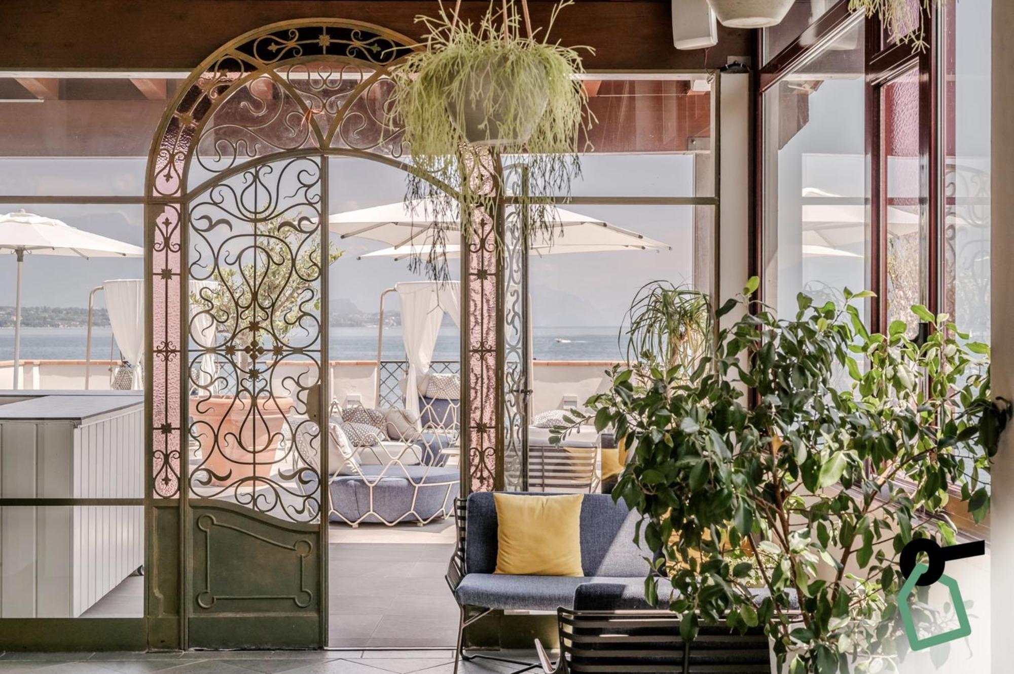 Hotiday Apartment Collection - Desenzano เดเซนซาโนเดลการ์ดา ภายนอก รูปภาพ