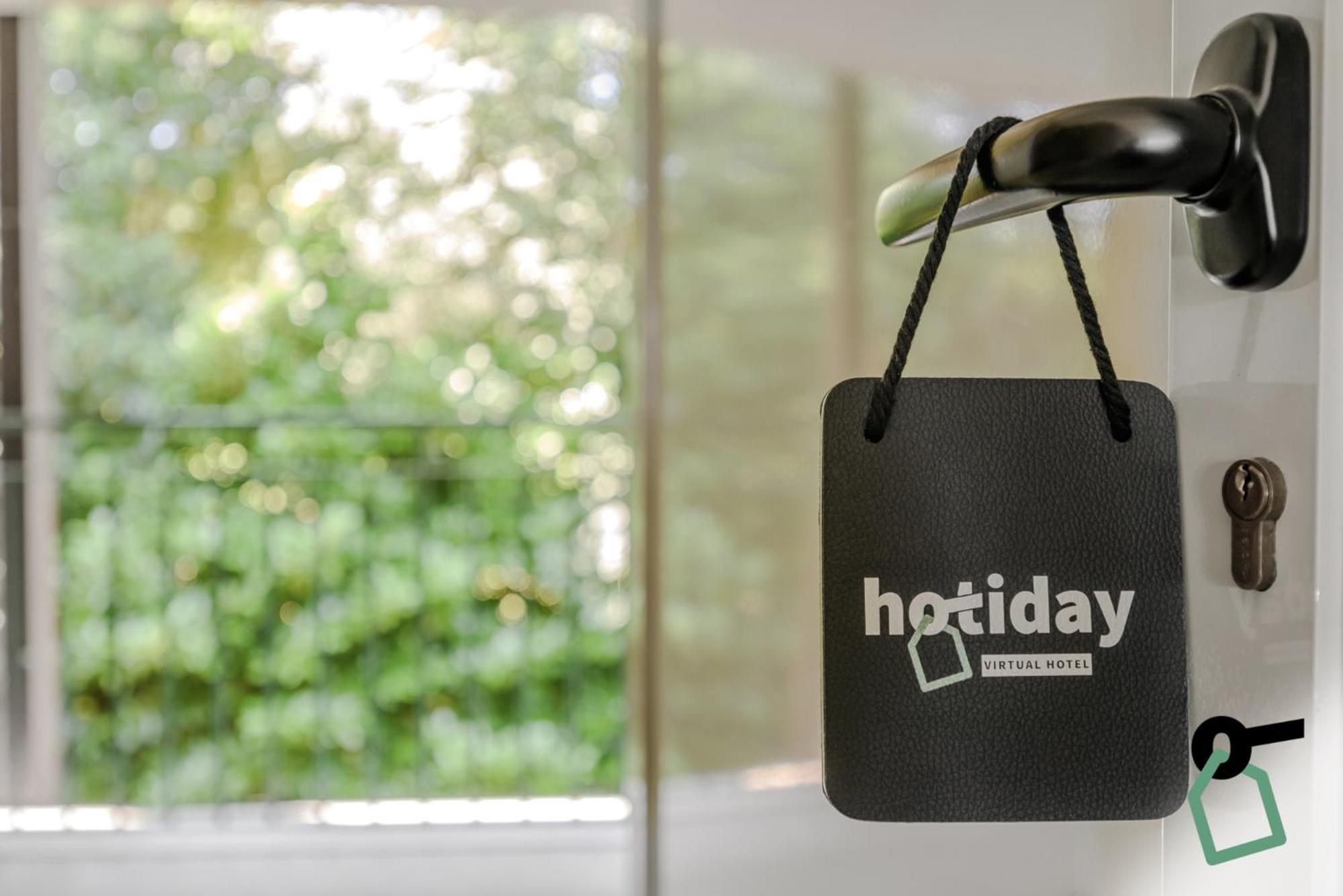Hotiday Apartment Collection - Desenzano เดเซนซาโนเดลการ์ดา ภายนอก รูปภาพ